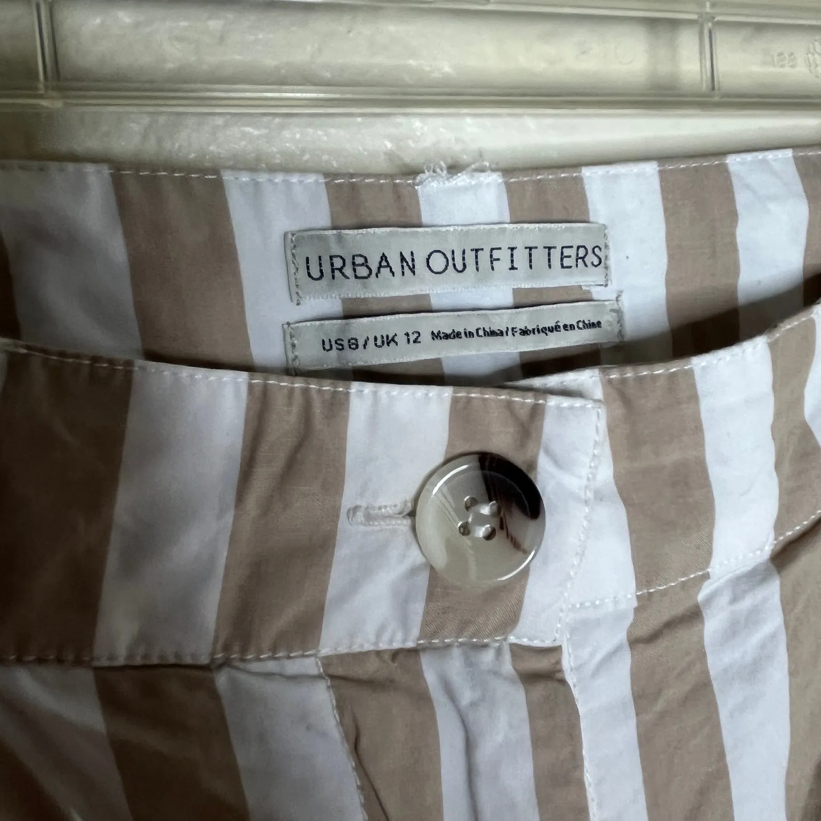 Urban Outfitters Women's Percy Pleated High Rise Tapered Striped Pants Size 8 - Image 3