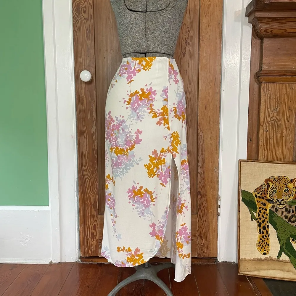 Olivaceous Maxi Floral High Slit Prairie Cottage Core Skirt - Size Medium - Image 2