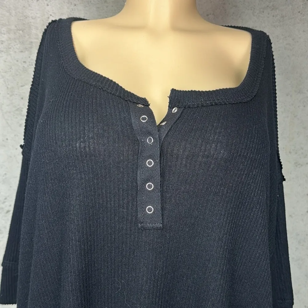 Three Bird Nest Leila Ribbed Henley oversized Top - Image 5