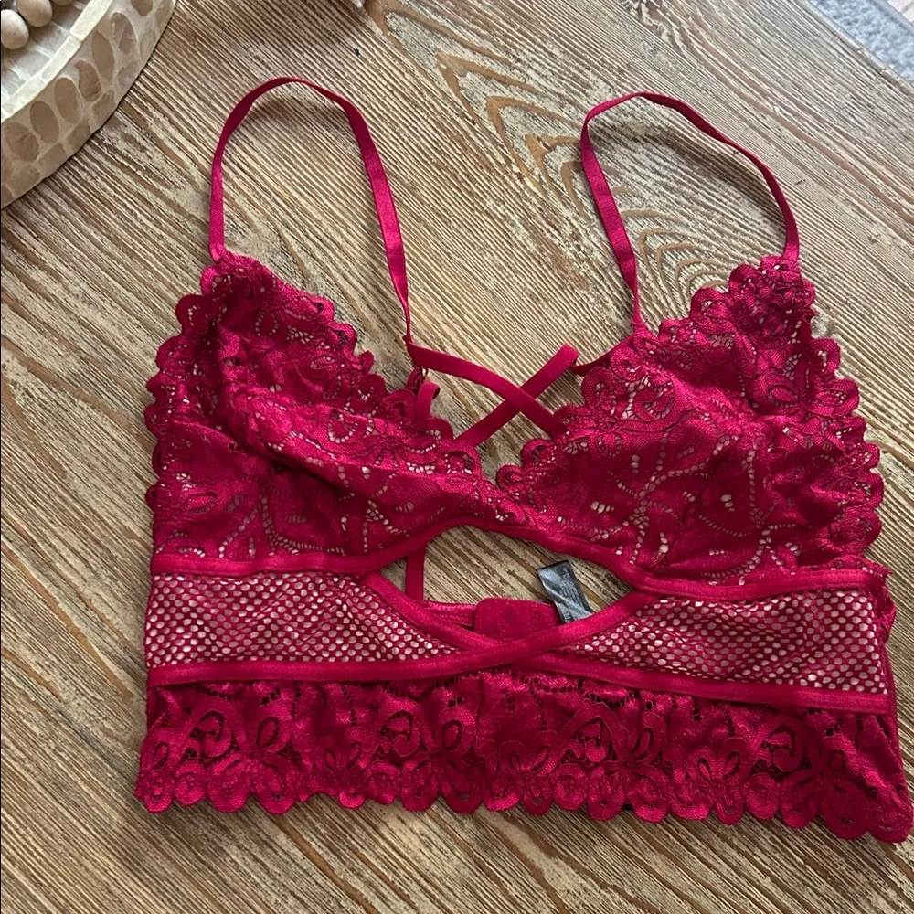 Secret Possessions Red Lace Bra Intimates - Image 2