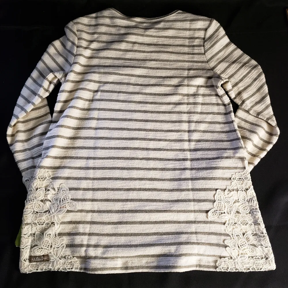 Matilda Jane Classic With A Twist High-To-Low Knit NWT Sweater Blouse Striped XS - Image 3
