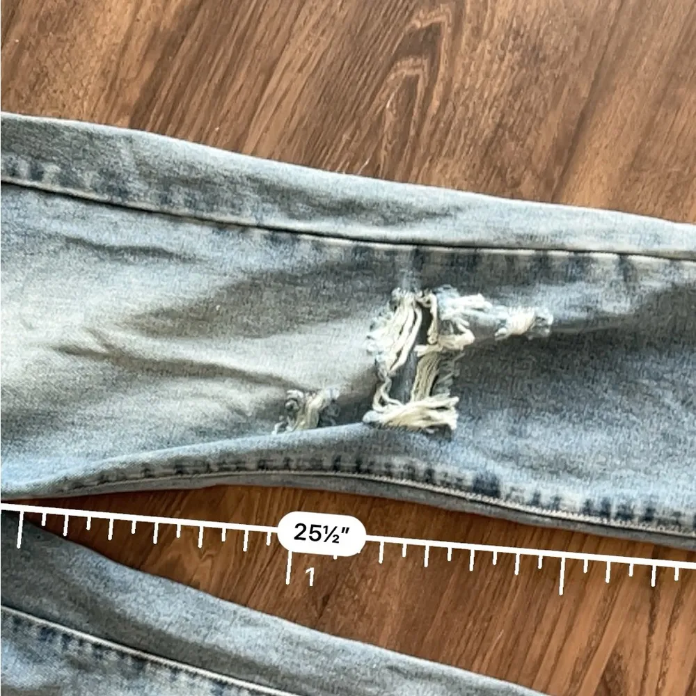 Nasty gal straight leg distressed high rise jeans - Image 5