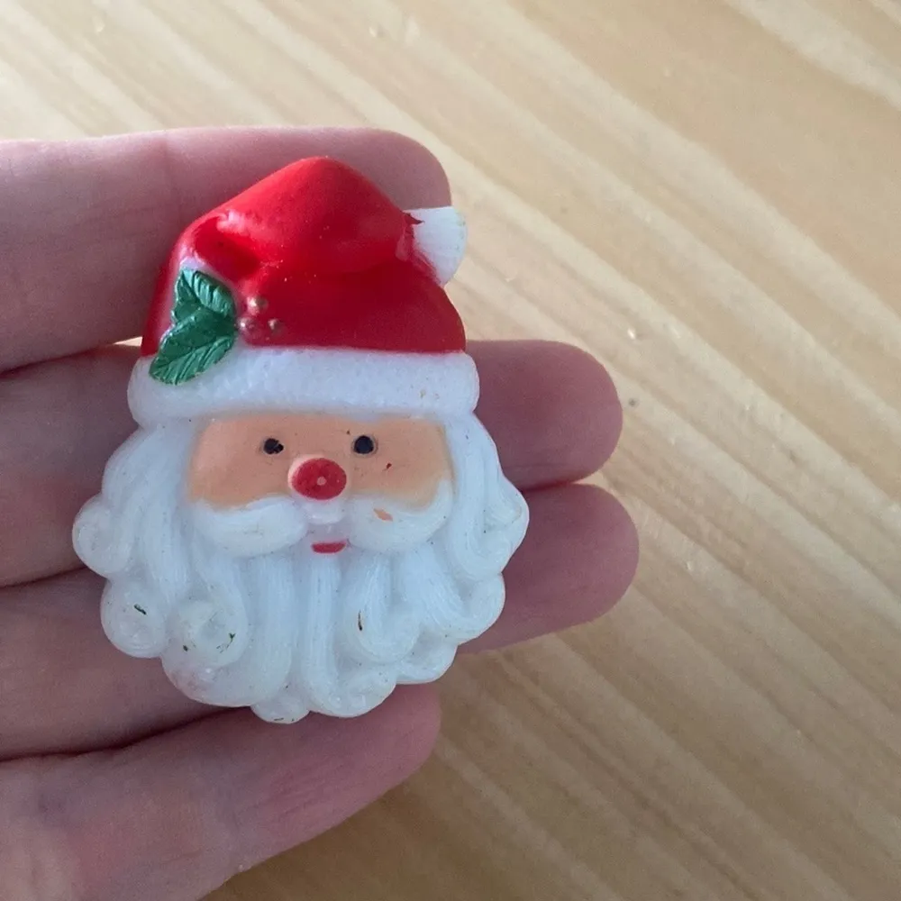 Vintage Christmas Pins set of 4 Penguin, Santa Tree and‎ rocking horse - Image 2