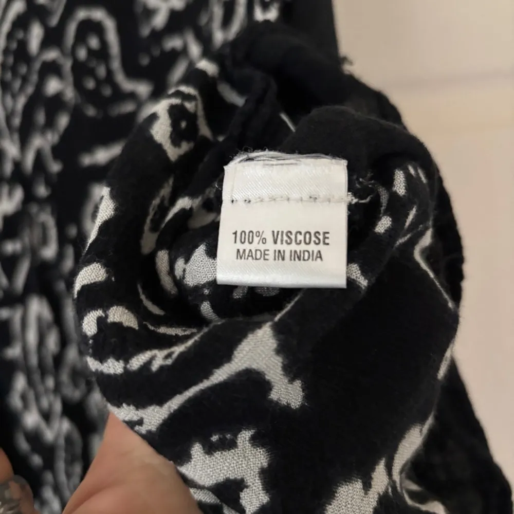 Mexicali Blues Black White Patterned Viscose Tunic - Image 4