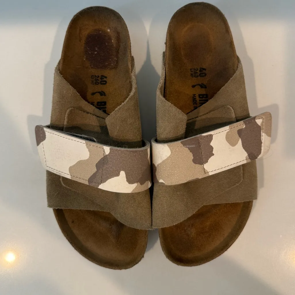 Birkenstock Kyoto Gray Taupe Suede Slides with Camo Camouflage Strap Size 40 - Image 4