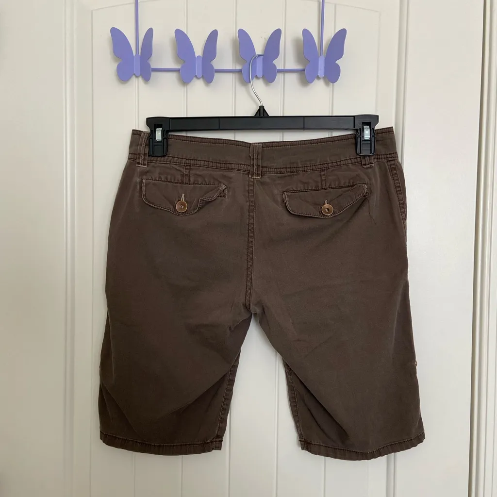 OTB women’s brown khaki cargo long shorts casual relaxed spring summer size 9/10 - Image 5