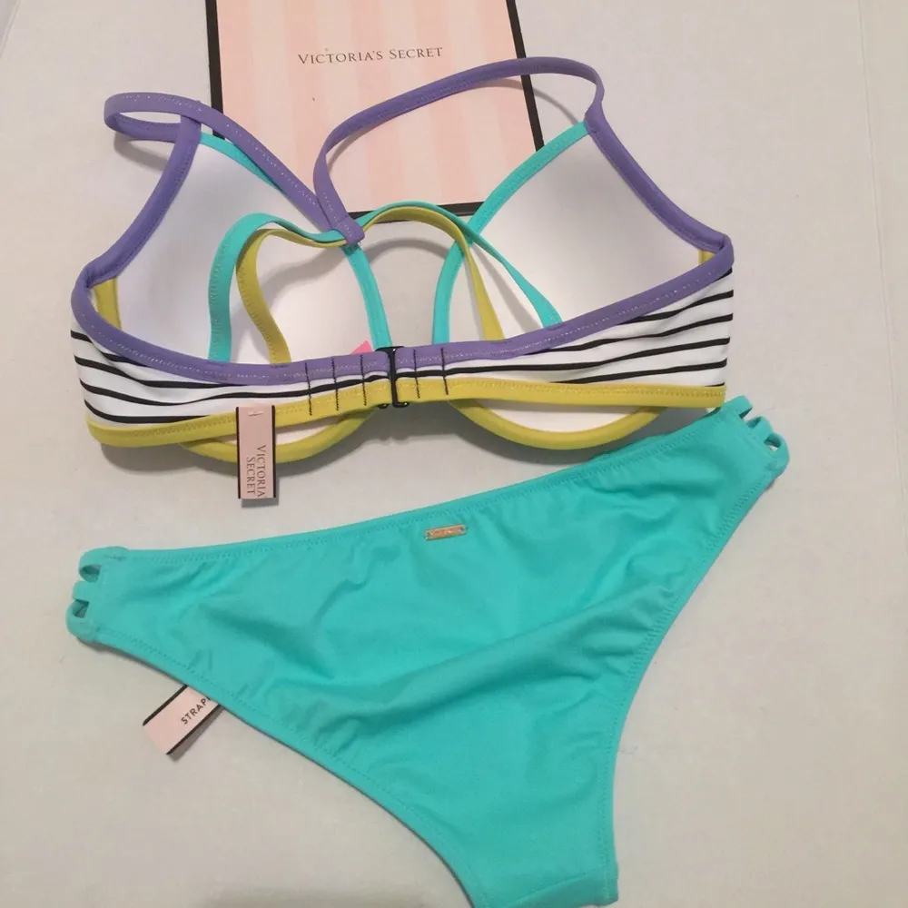 NEW💥Medium Victoria's Secret SWIMSUIT BOTTOMS - Image 4