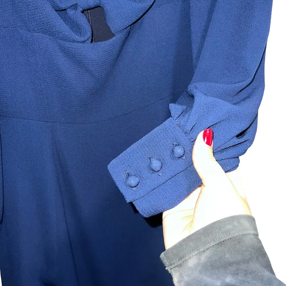 NEW NWT  Romina Midi Dress In Navy Blue - Image 5