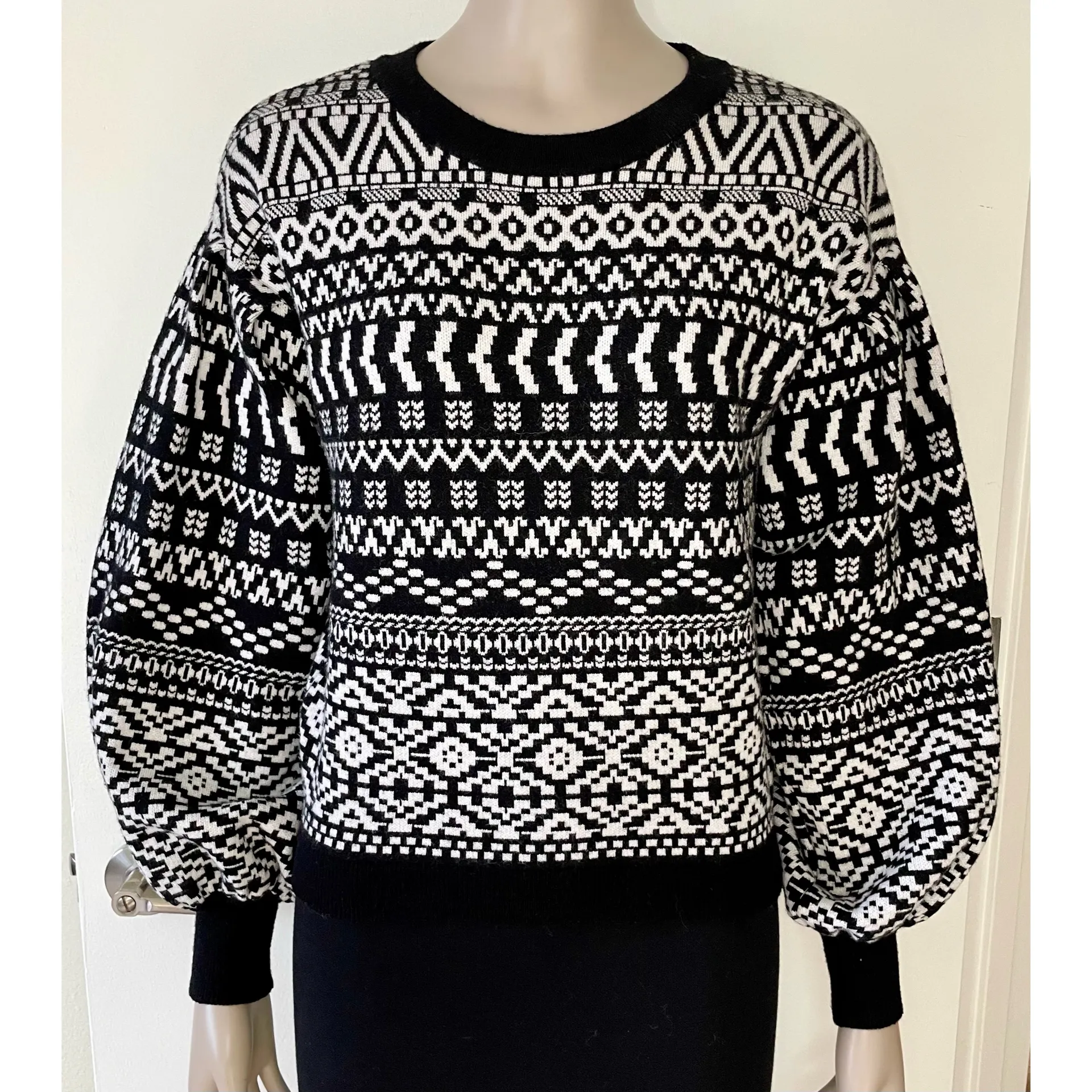 Geometric Print Sweater - Image 3
