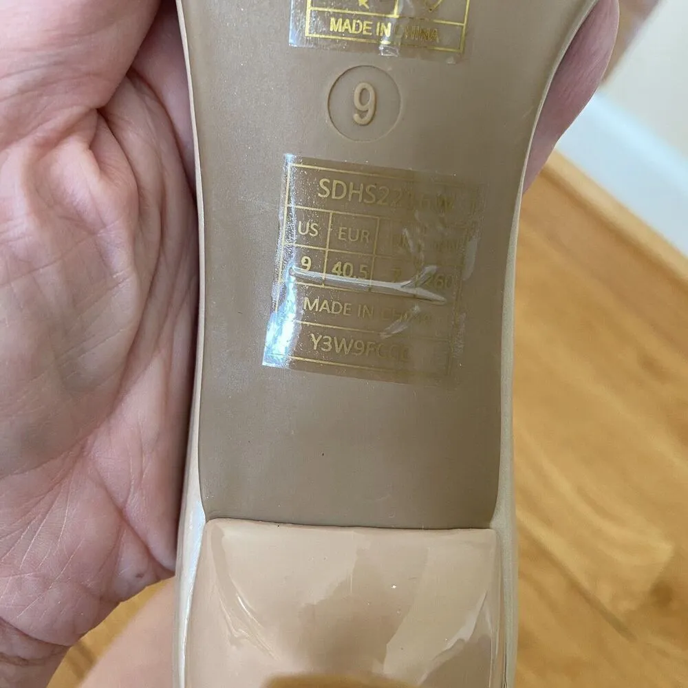 Dream Pairs Women’s Beige  Low Kitten Heel Sandals Square Toe Size 9 NWOB - Image 5