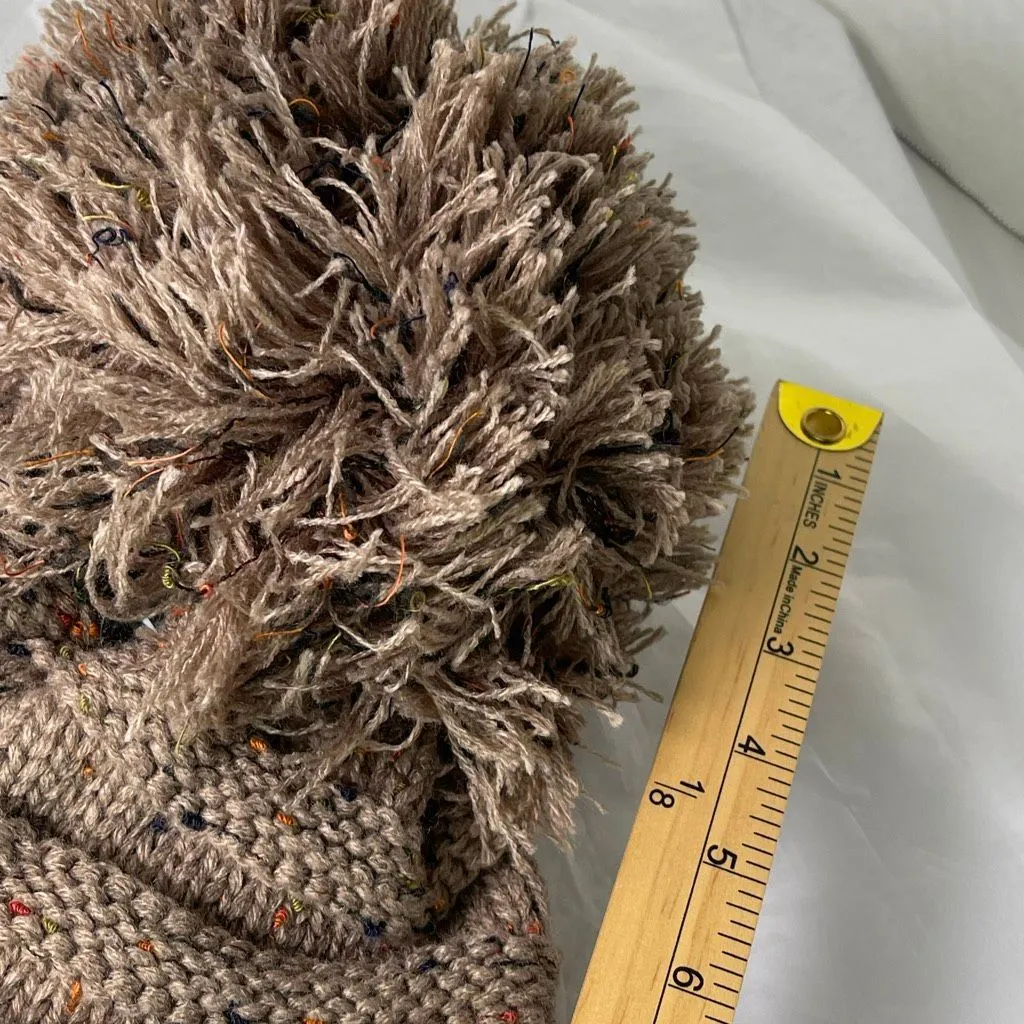 NWT C.C. Speckled big Pom Pom knit hat Brown - Image 7