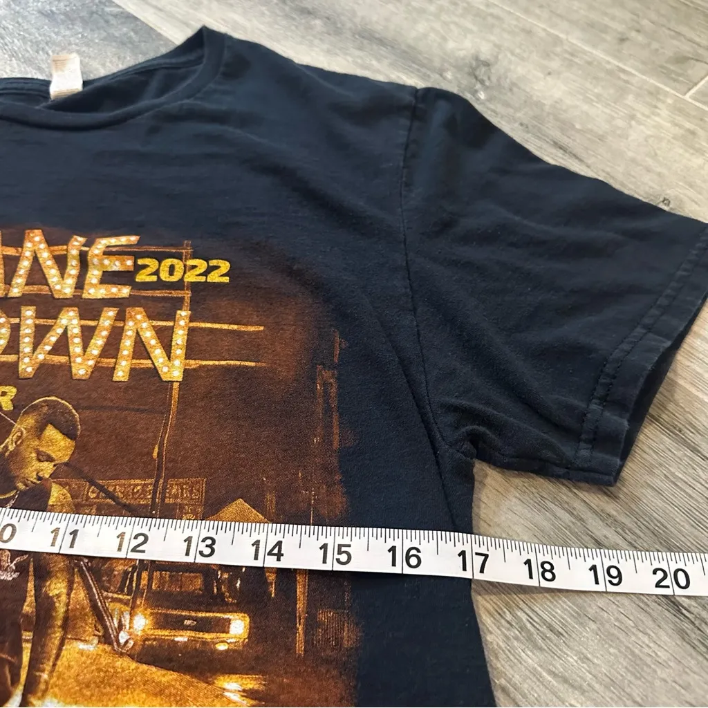 Kane Brown 2021 2022 Concert Tour T-Shirt Size Medium Black
Thrashed Concert Tee - Image 5