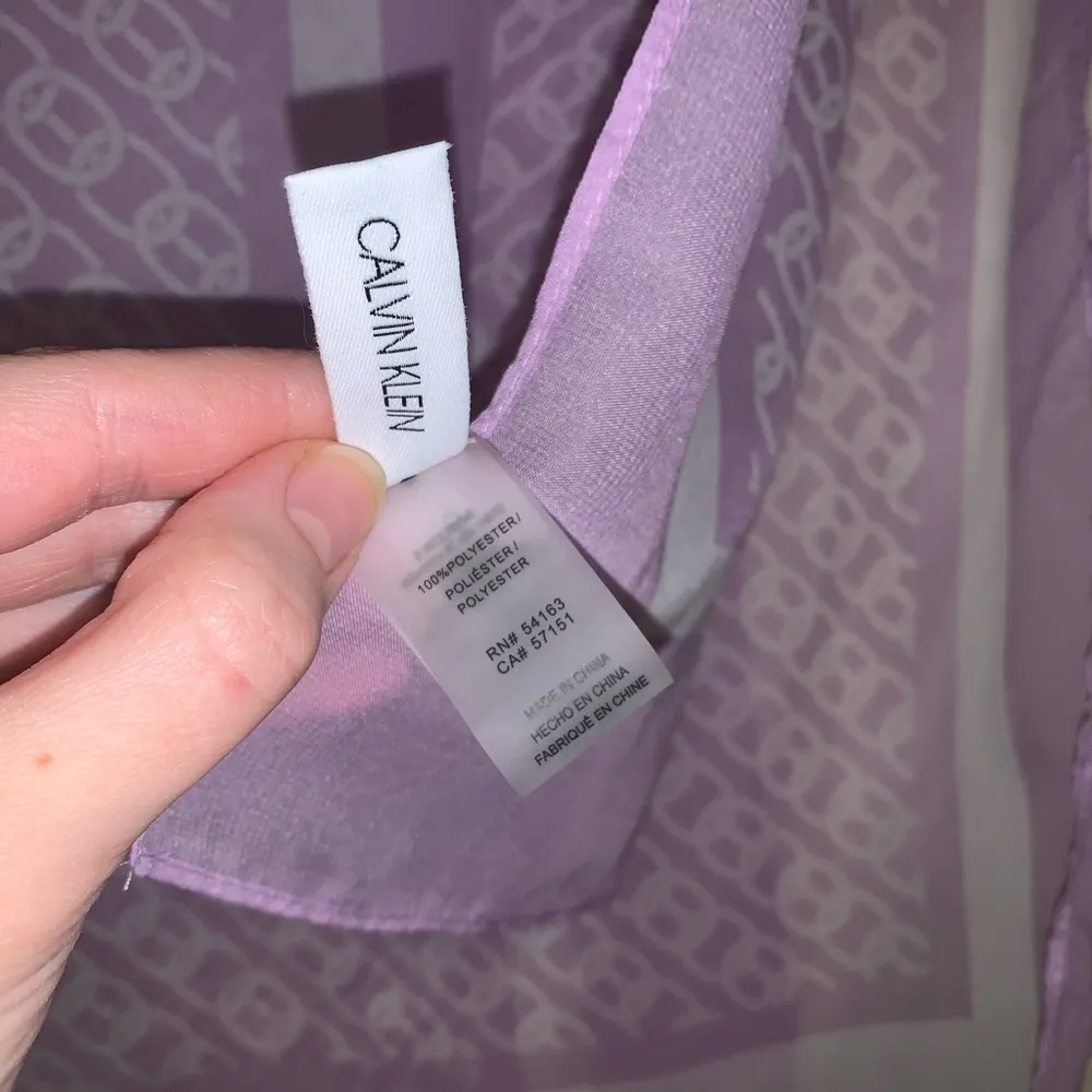 Calvin Klein Chiffon Chain Print Scarf in Purple Orchid - Image 2