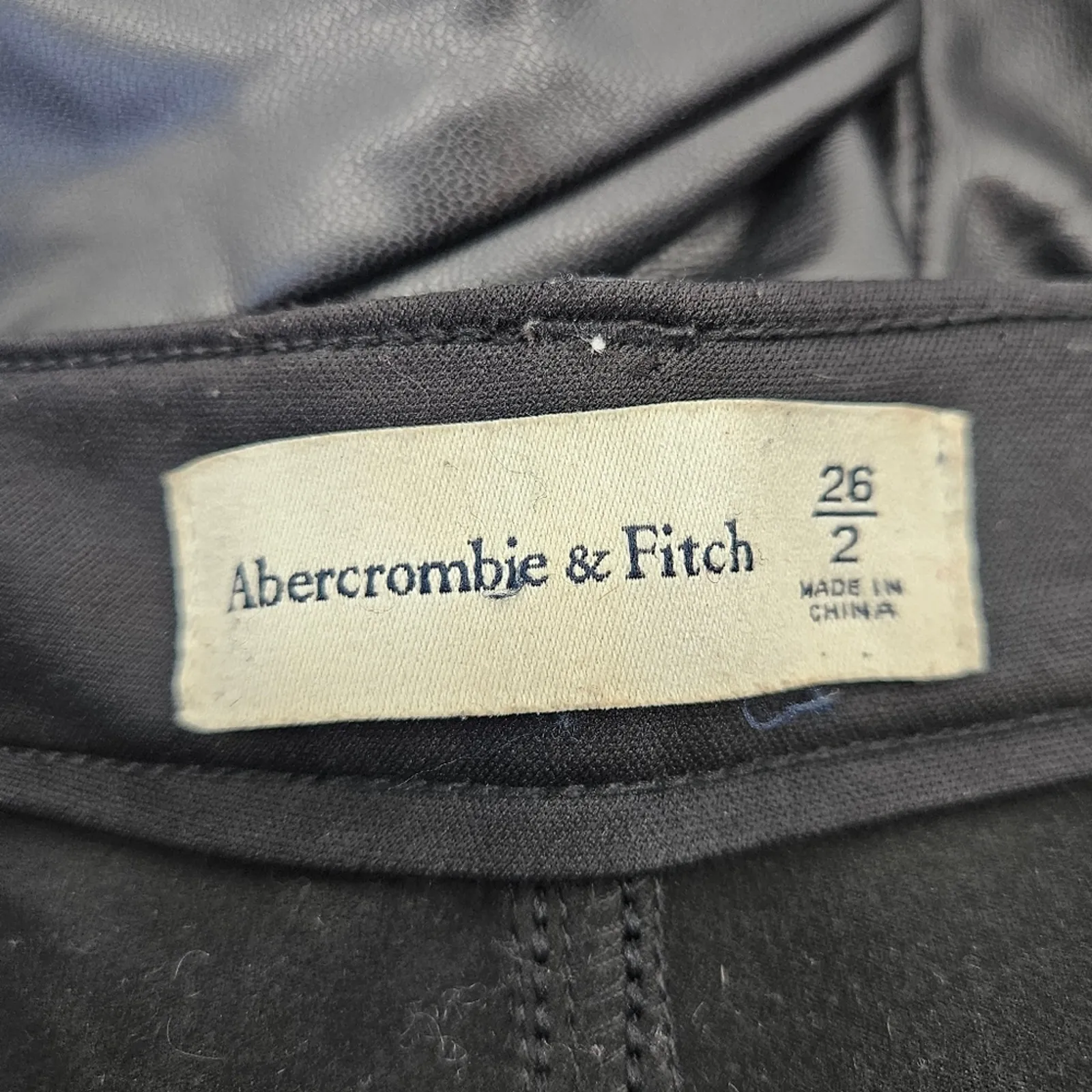 Abercrombie & Fitch‎ Criss-Cross Waist Vegan Leather 90s Straight Leg 26/2 - Image 8