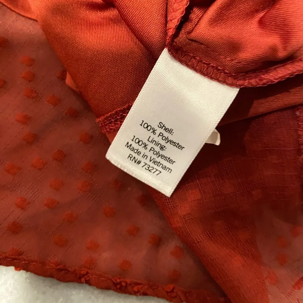 LC Lauren Conrad Size S Brick Red Lined Short Sleeve Textured Tie Back Blouse - Image 11