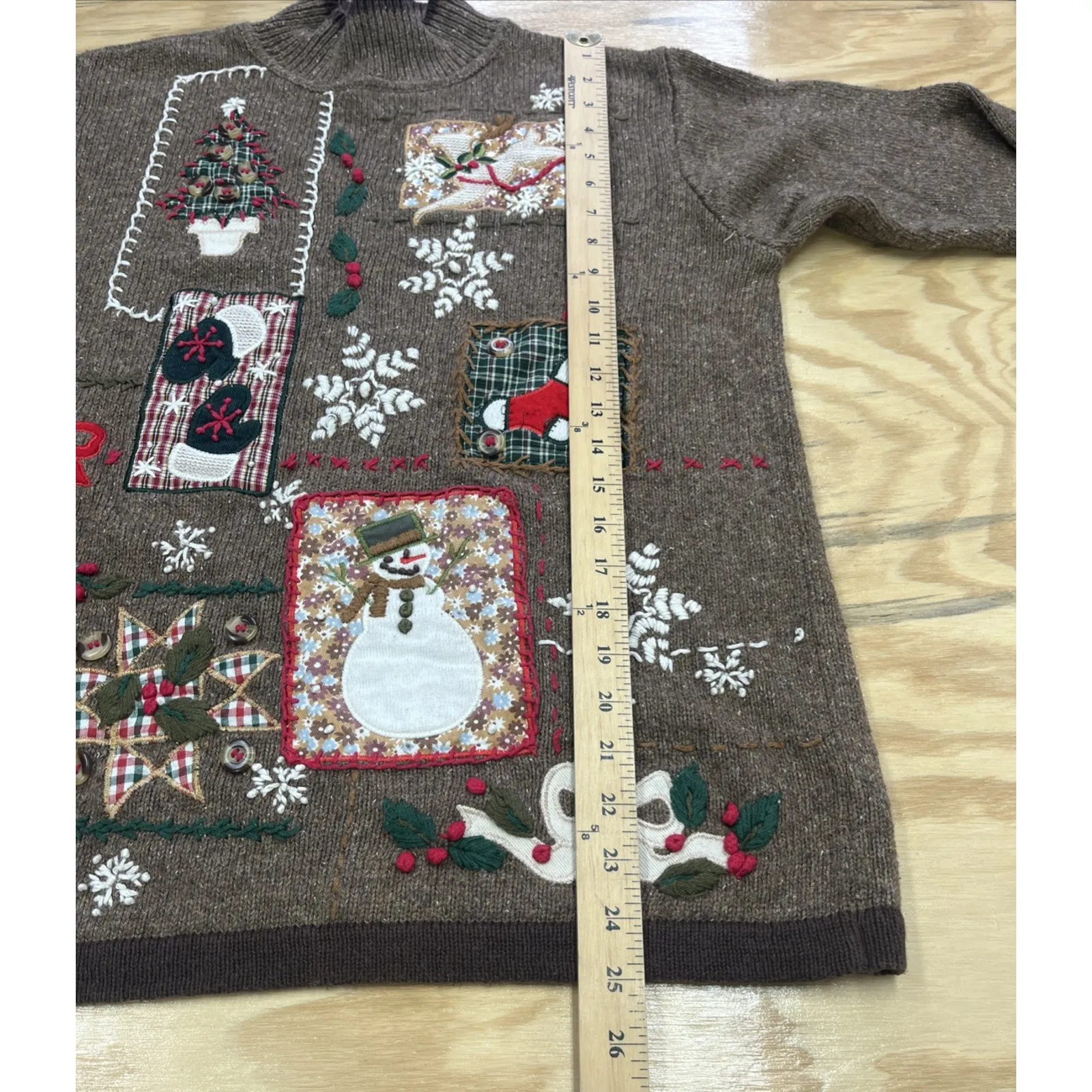 VTG B.P. Design Patchwork Embroidered Christmas Sweater Women's Sz Medium Brown - Image 14