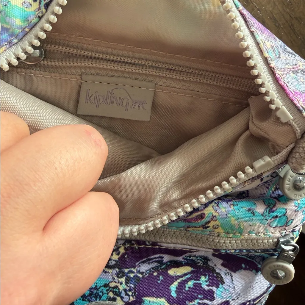 Kipling Keiko Marble Multi Nylon
Crossbody Bag +Melanie Monkey Key
Chain - Image 7