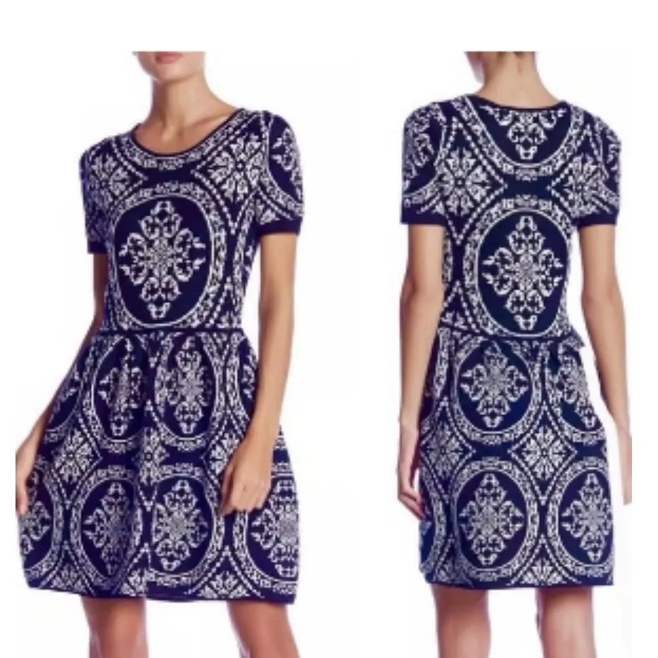 Romeo + Juliet Couture Knit Sweater Dress Fit & Flare Size XS Geometric - Image 2