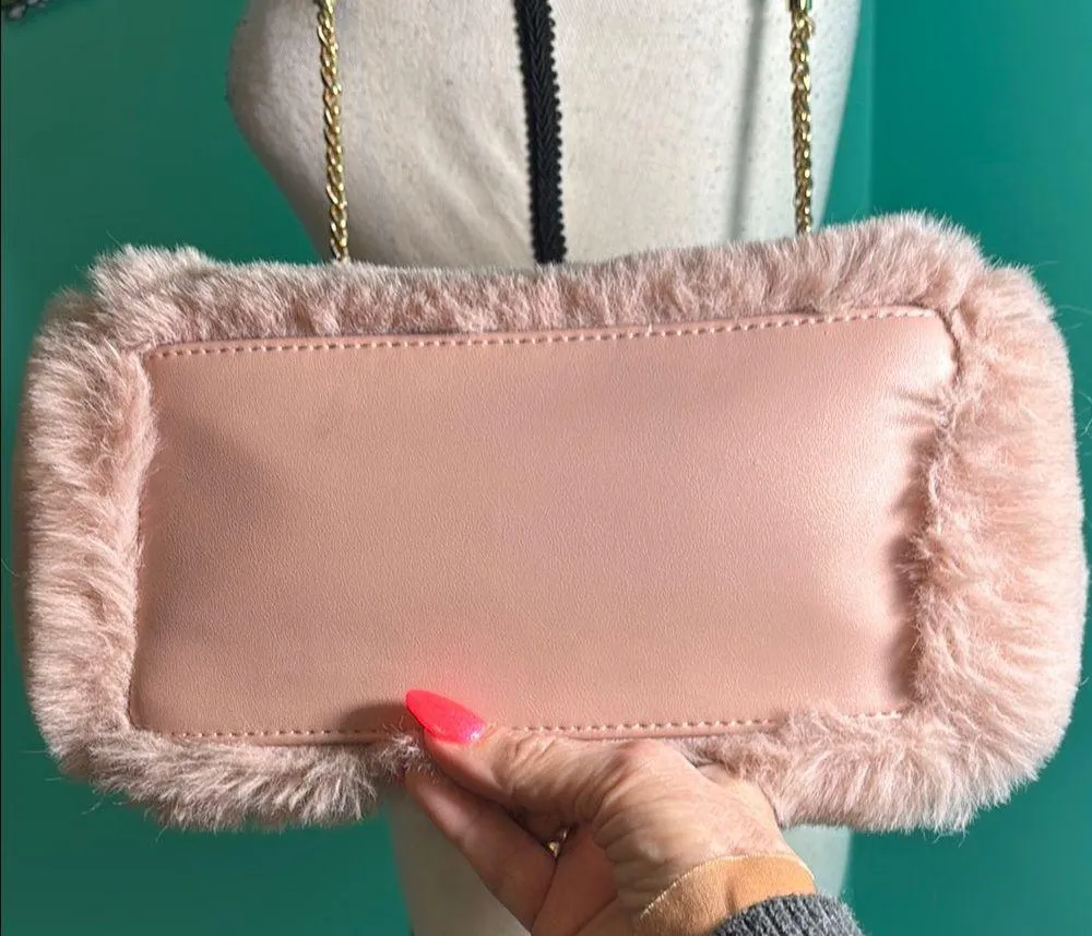 A new Day Faux Fur-Trimmed Shoulder Bag - Image 10