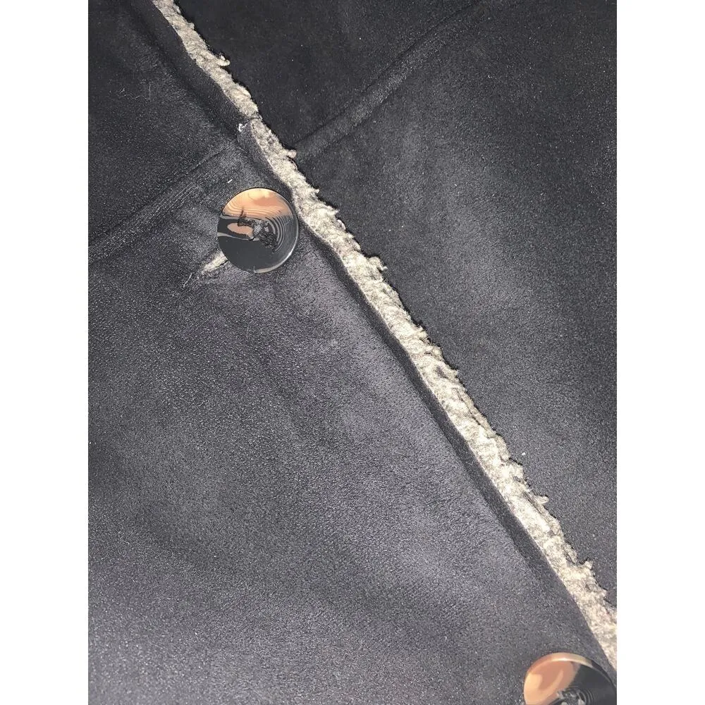 Woolrich black Sherpa lined woman’s coat size large - Image 4