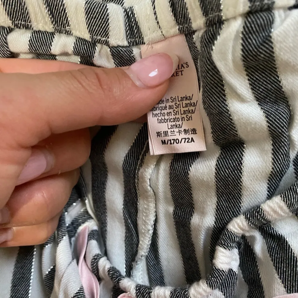 Victoria's Secrets Satin Striped Pajama Set-Size Medium-Drawstring - Image 3