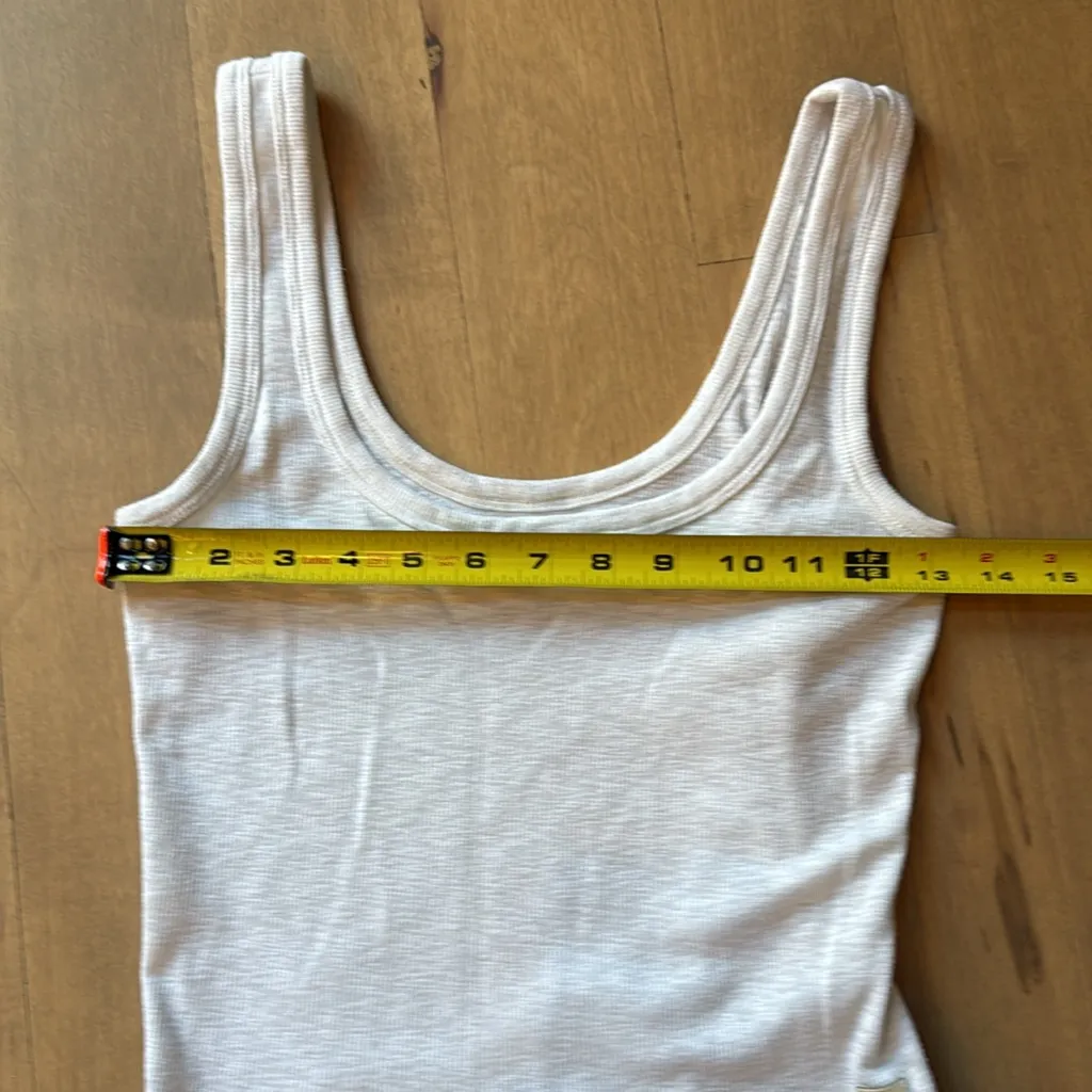 Vuori Ribbed Tank Top - Image 5