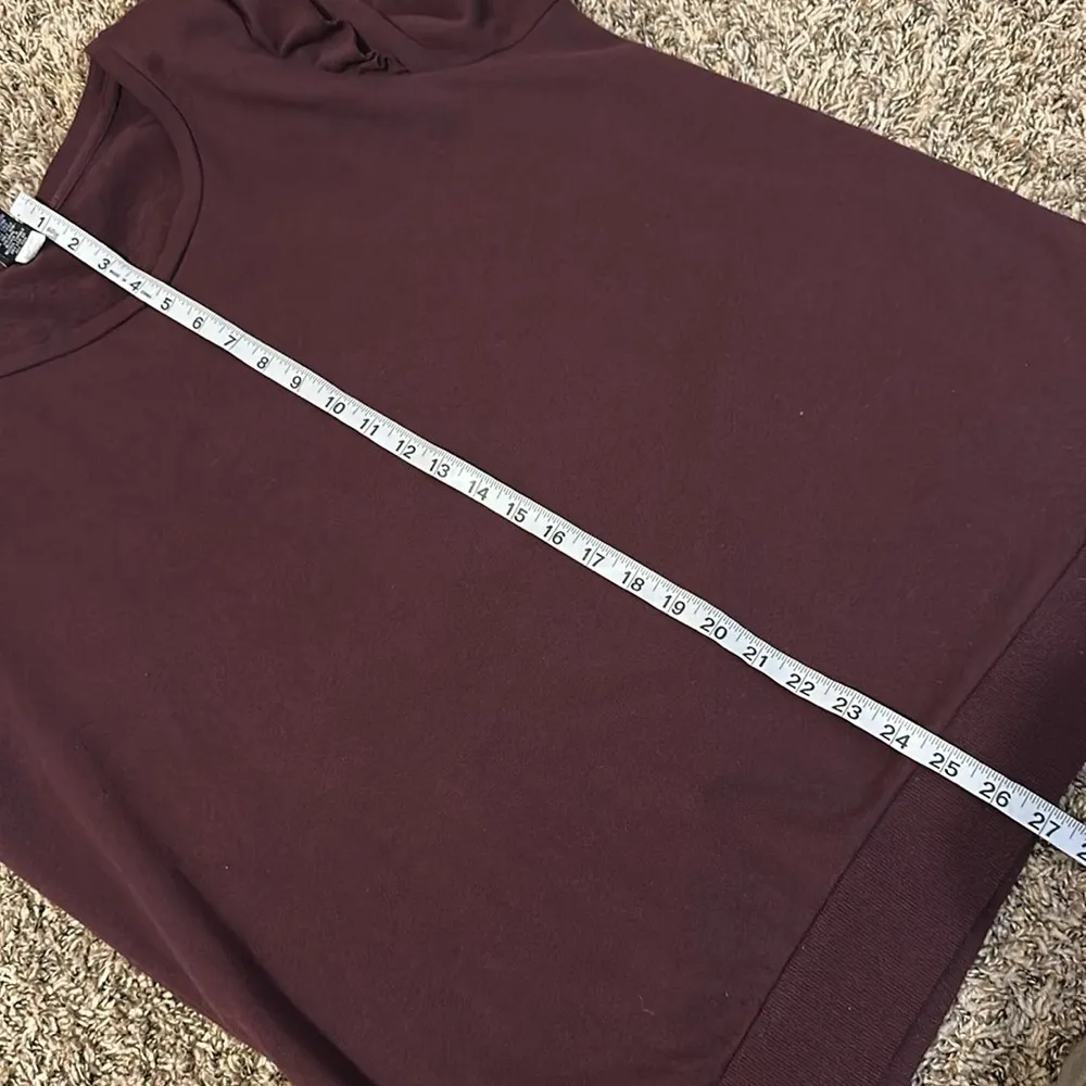 Torrid Crewneck Sweater Ruffled Size 2 - Image 5