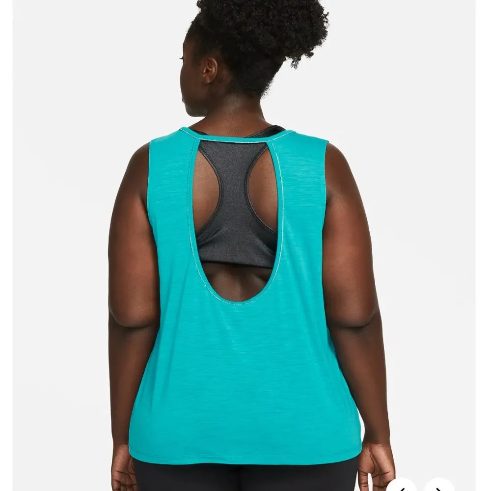 NWT Nike Yoga Dri-FIT Women's Metallic Trim Tank (Plus Size) IN AQUA - Image 3