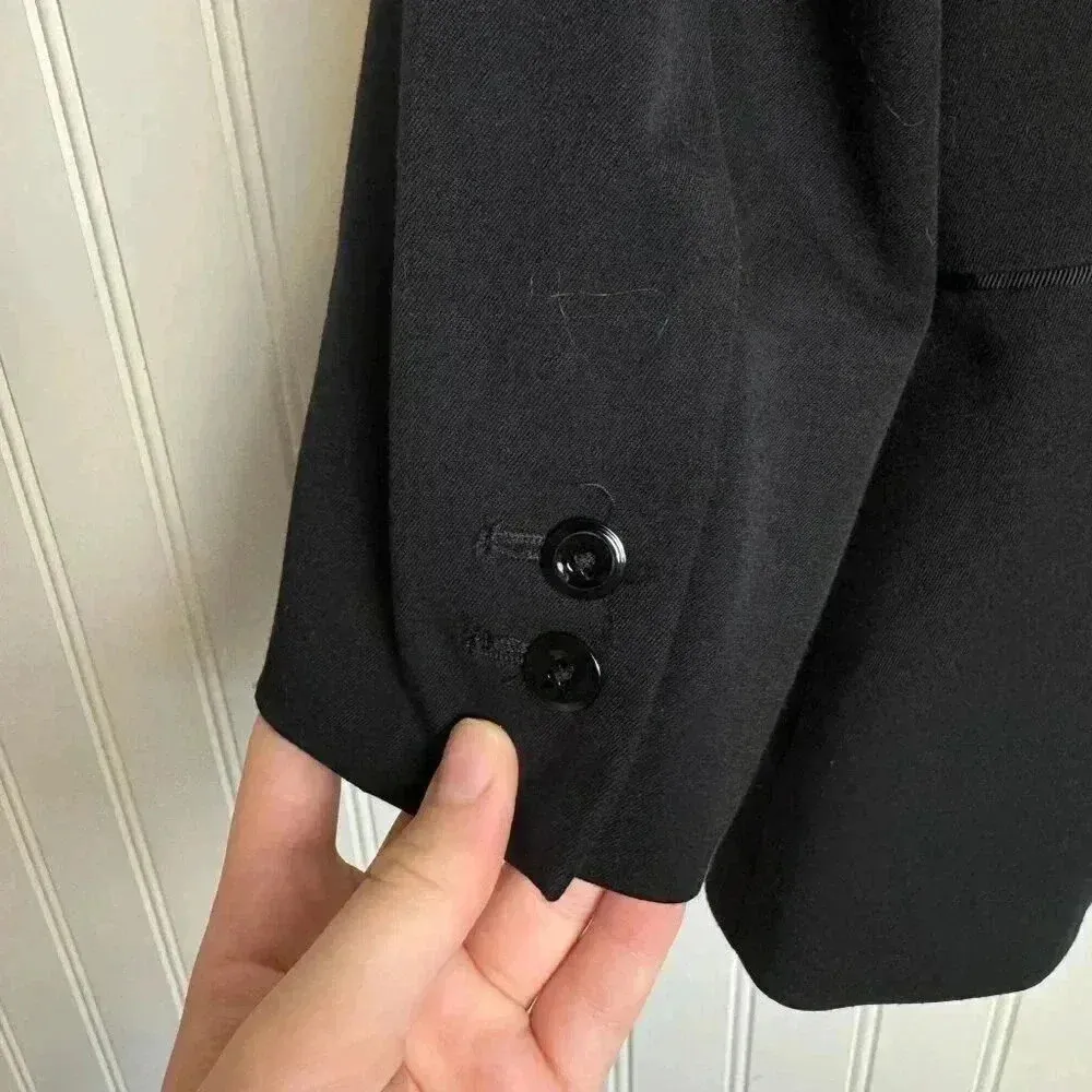 White House/Black Market  3/4 sleeve 2-button blazer ruffle detail size 2 H30 - Image 7