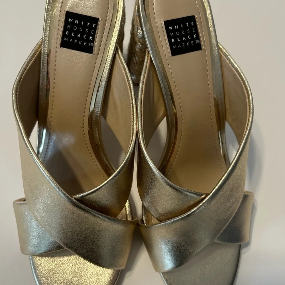WHITE HOUSE BLACK MARKET WHBM Metallic Espadrille Heels- Champagne Gold Size 9 - Image 4