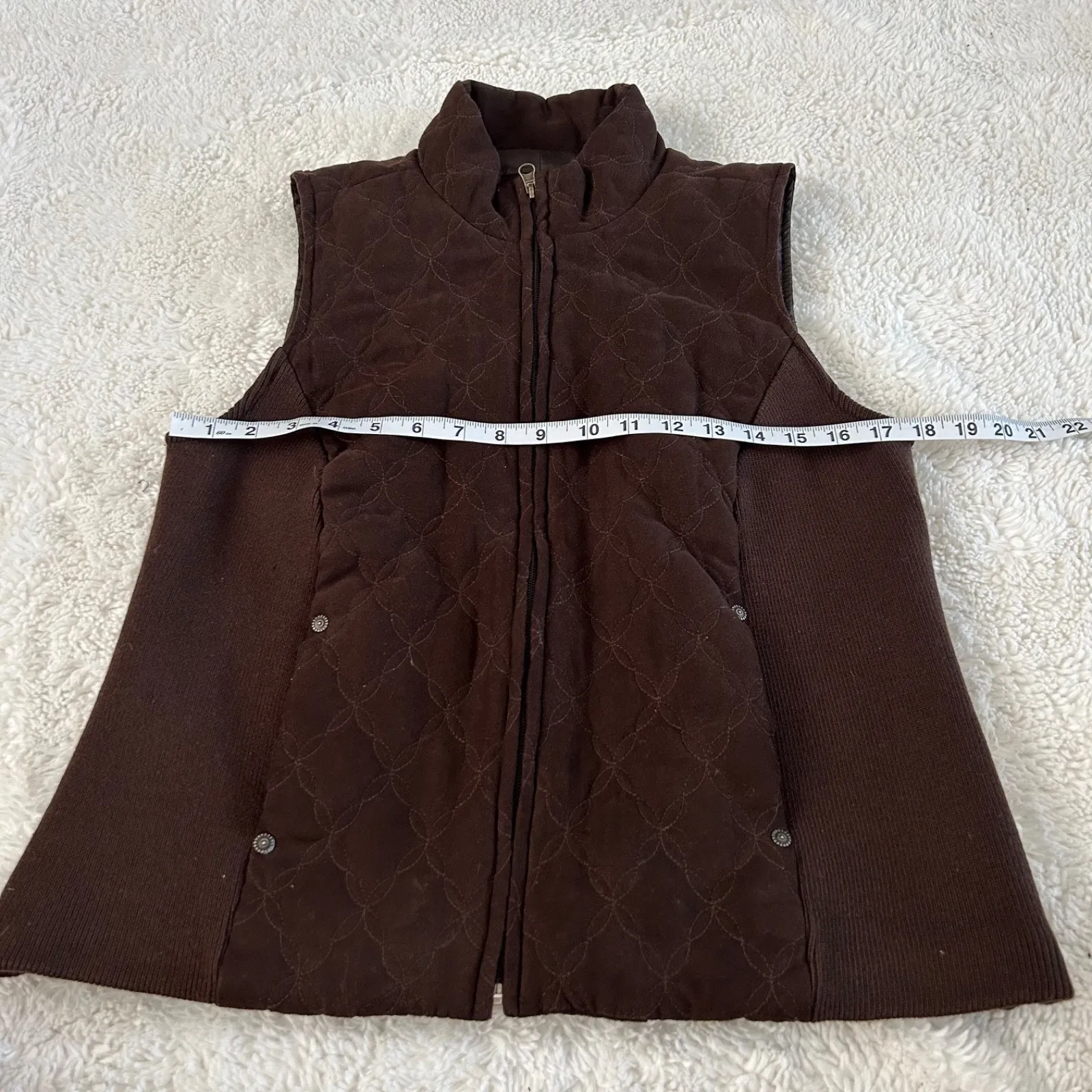 Women's Relativity Sz S Brown Full Zip Two Pocket Vest Suede Soft Preppy Look - Image 3