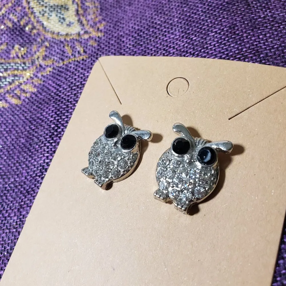 Silver, Clear, Black Chic Owl Rhinestone Stud Earrings Silver - Image 3