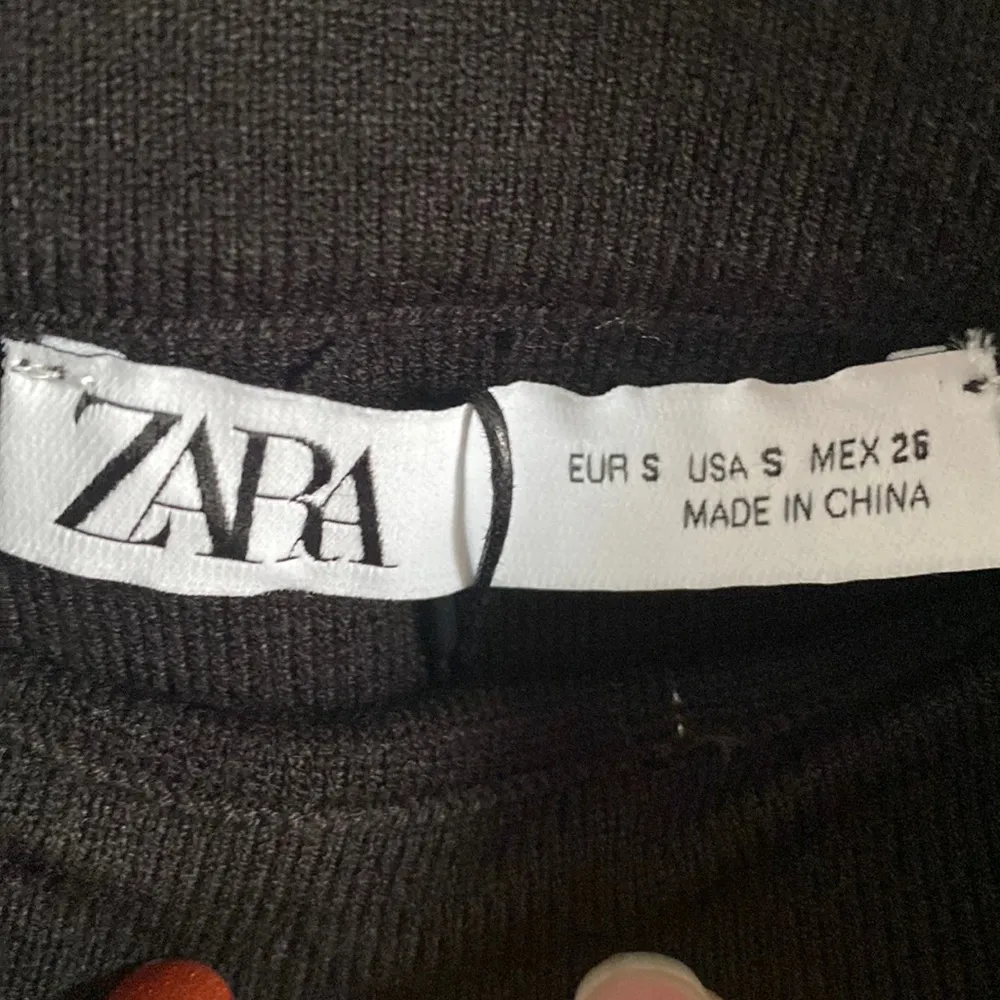 Zara NWT Lady’s A-Line Black Knit Sweater Maxi Skirt with Contrast White Piping - Image 4