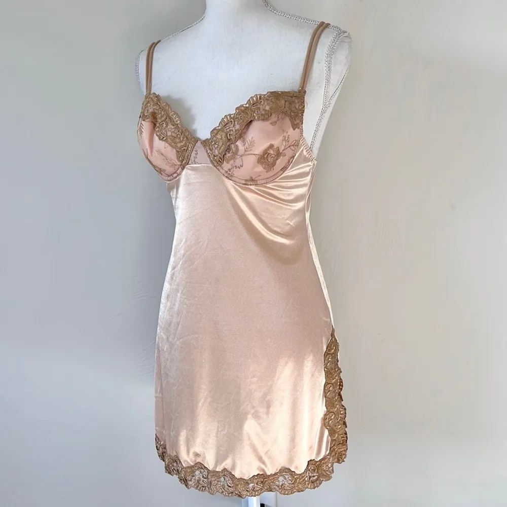 90s Vintage Victoria’s Secret Slip - Image 3