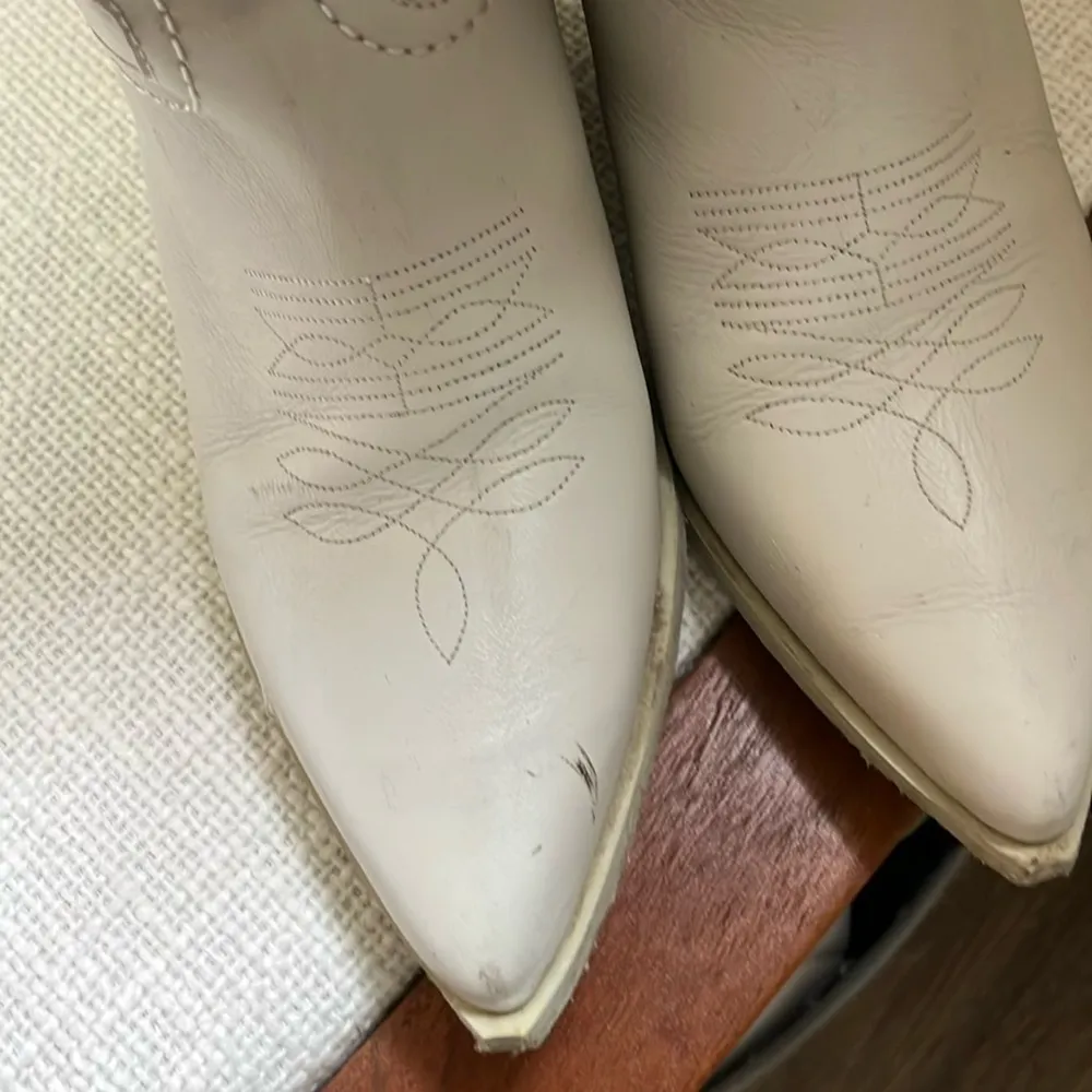 White Cowgirl Boots - Image 3