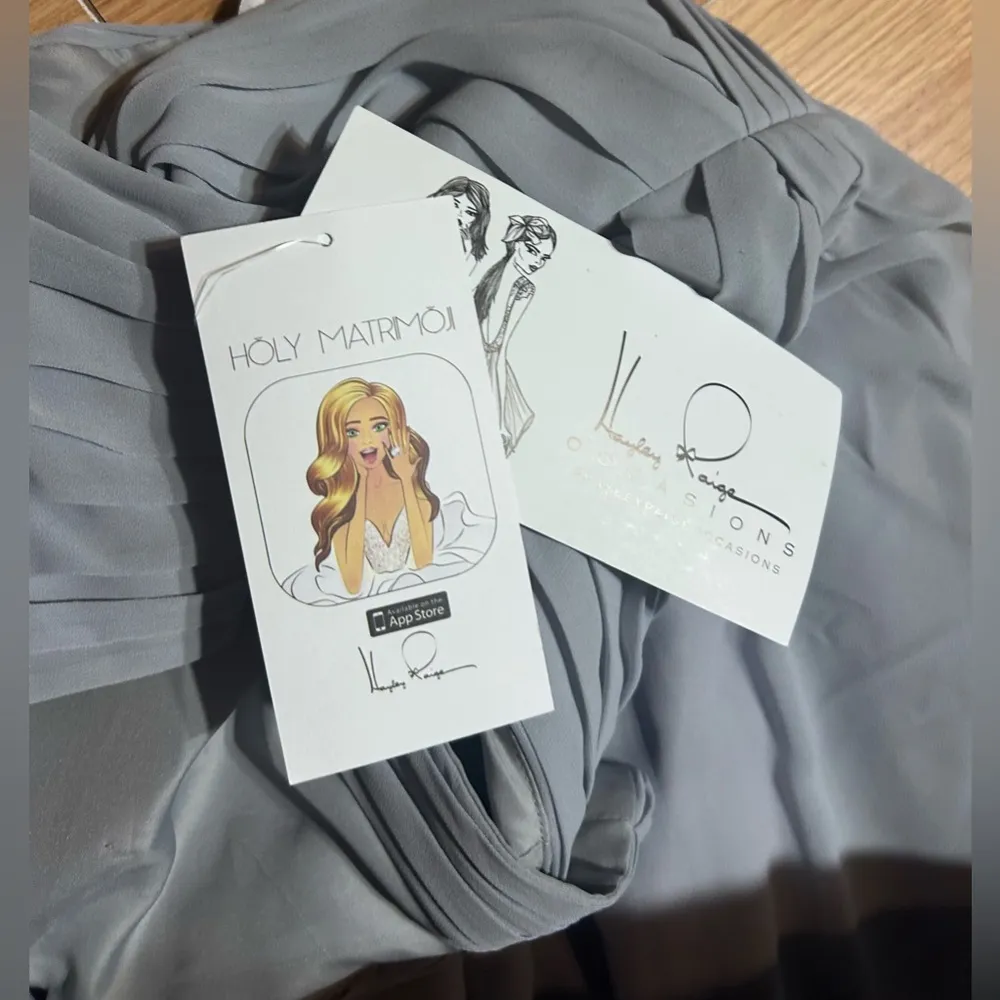 NWT ladies 6 Elegant pewter/platinum formal bridesmaid/MOB maxi dress Gray - Image 12