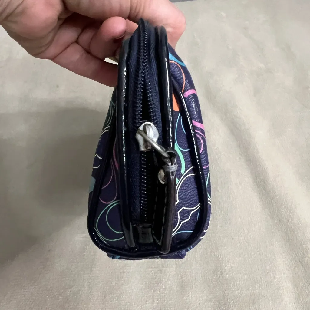 ✨ COACH Multicolor Signature C Cosmetic Pouch | Navy | Zip Case ✨ - Image 6