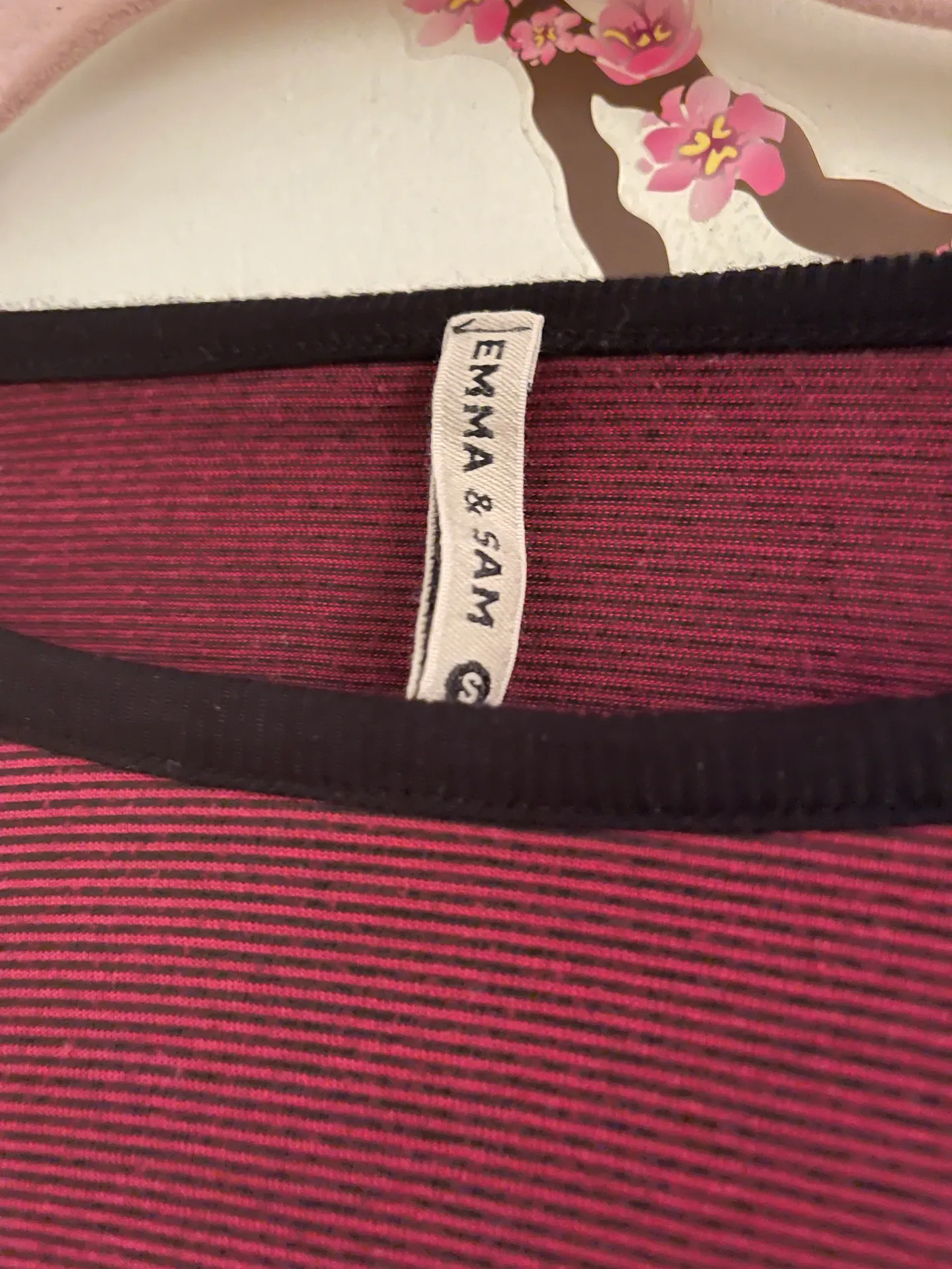 Long Sleeve Crop Top - Image 3