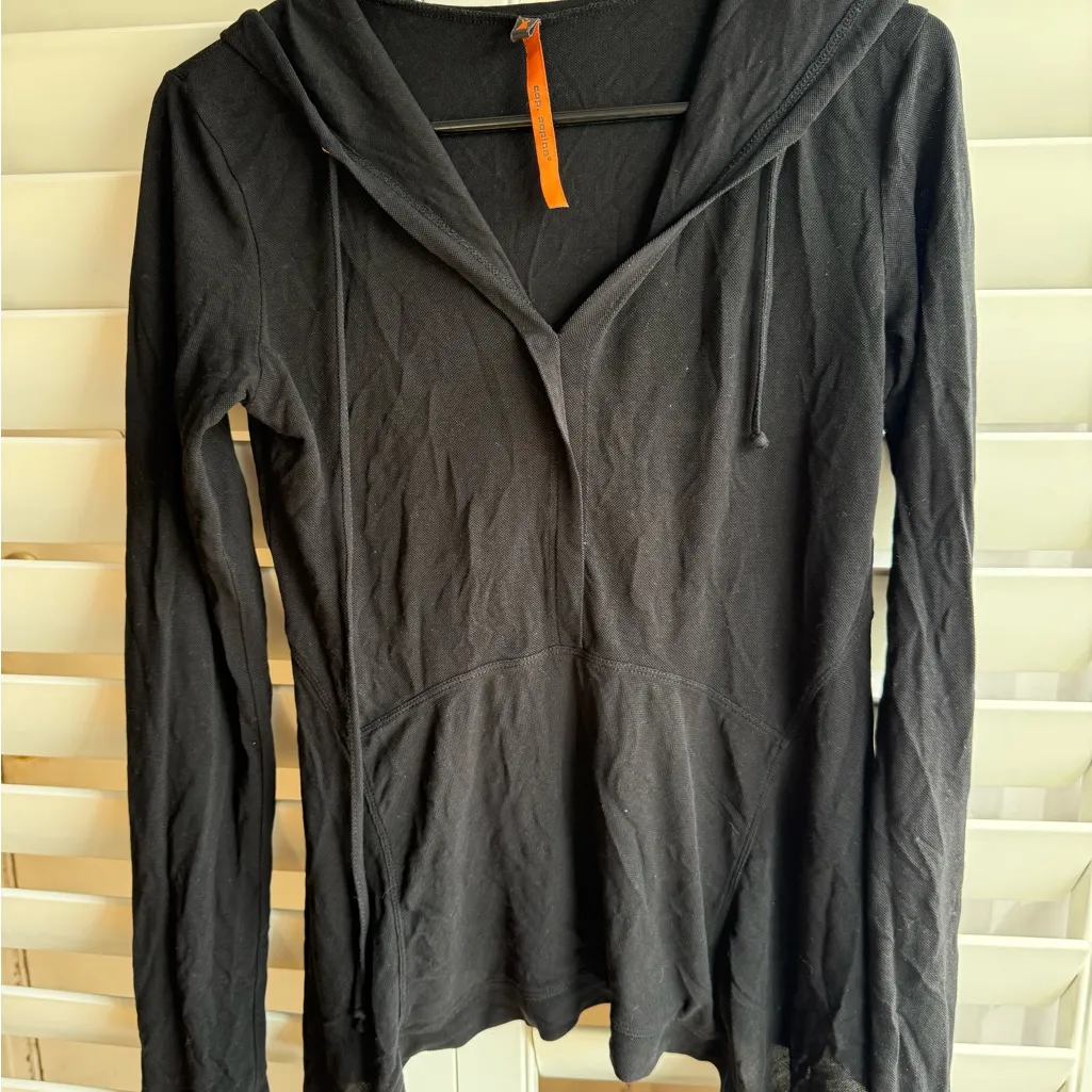 Cop.Copine Black Hooded Top - Image 2