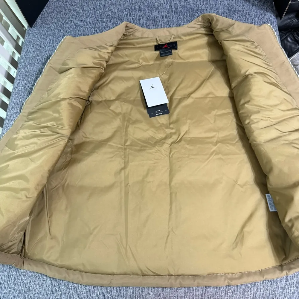 Jordan Quilted Water Repellent Utility Vest - Image 9