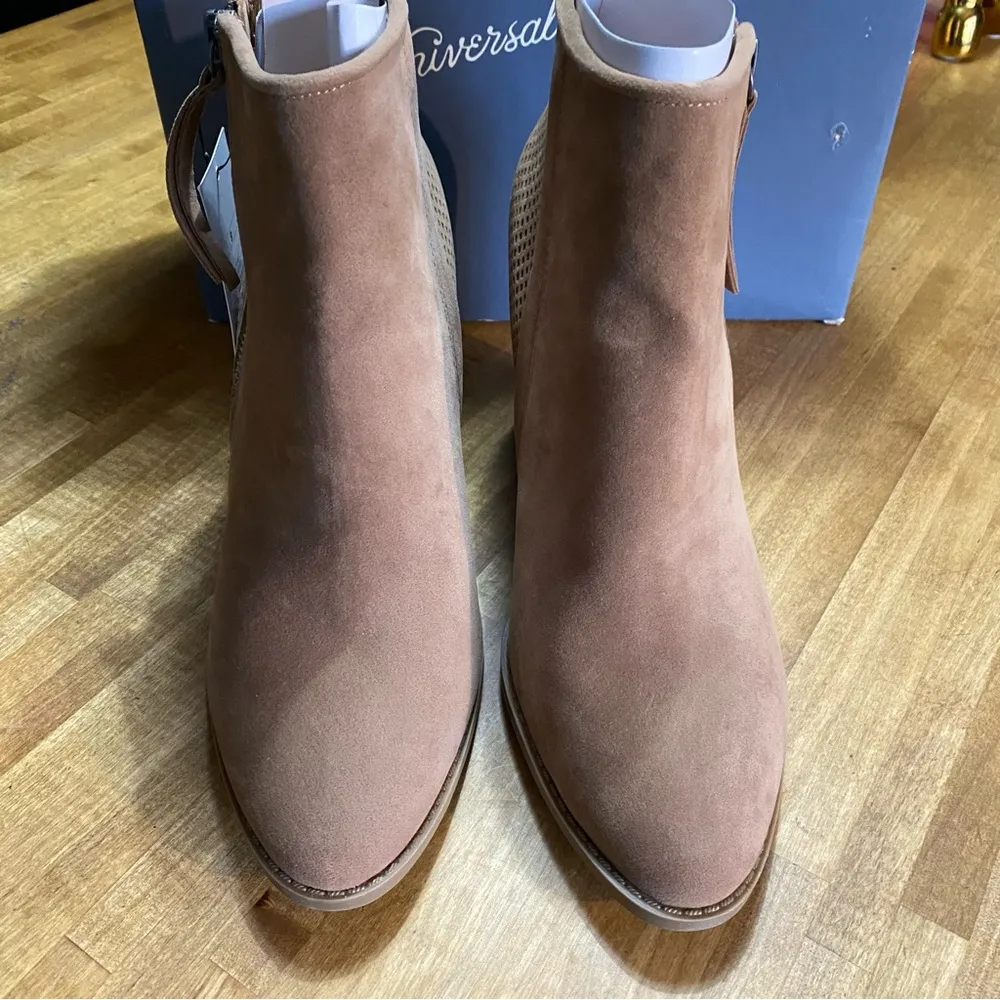 Universal Thread Women's Tan Ankle Boots sz9 - Image 2