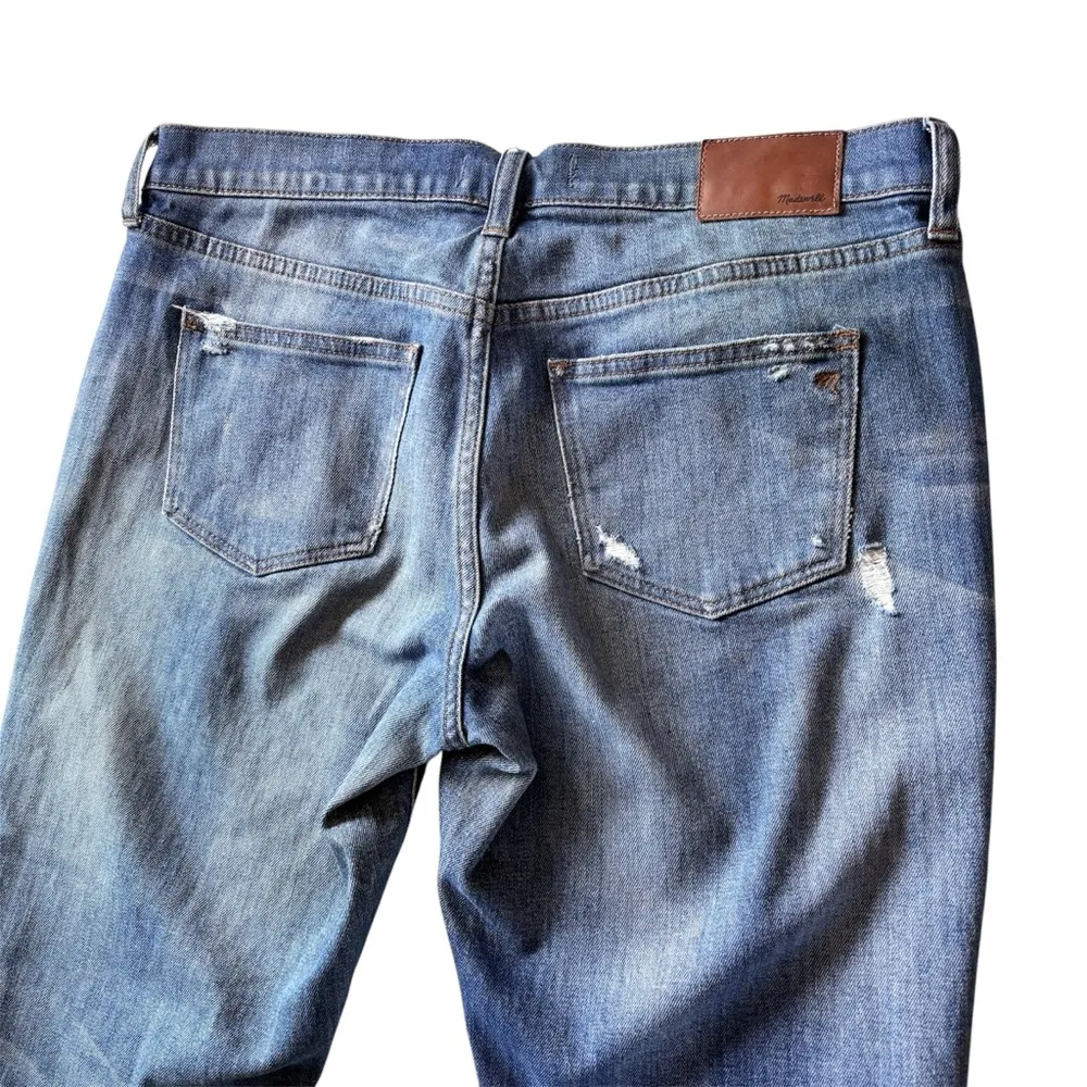 Women's Madewell The Slim Boyjean cropped raw hem distressed jeans size 27 - Image 6