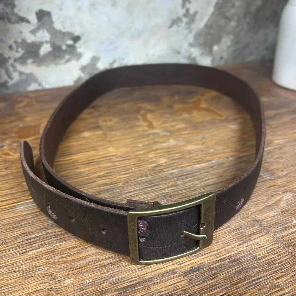 Brown Leather Belt Embossed Pink Flowers/Green Leaves Brass Toned Buckle: XL - Image 4