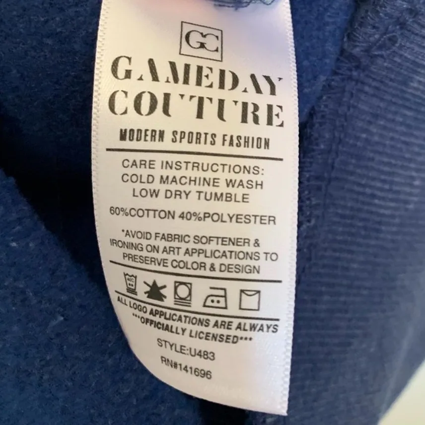 Chicago Bears Blue Oversized Women’s Sweatshirt in Size Large - Image 7