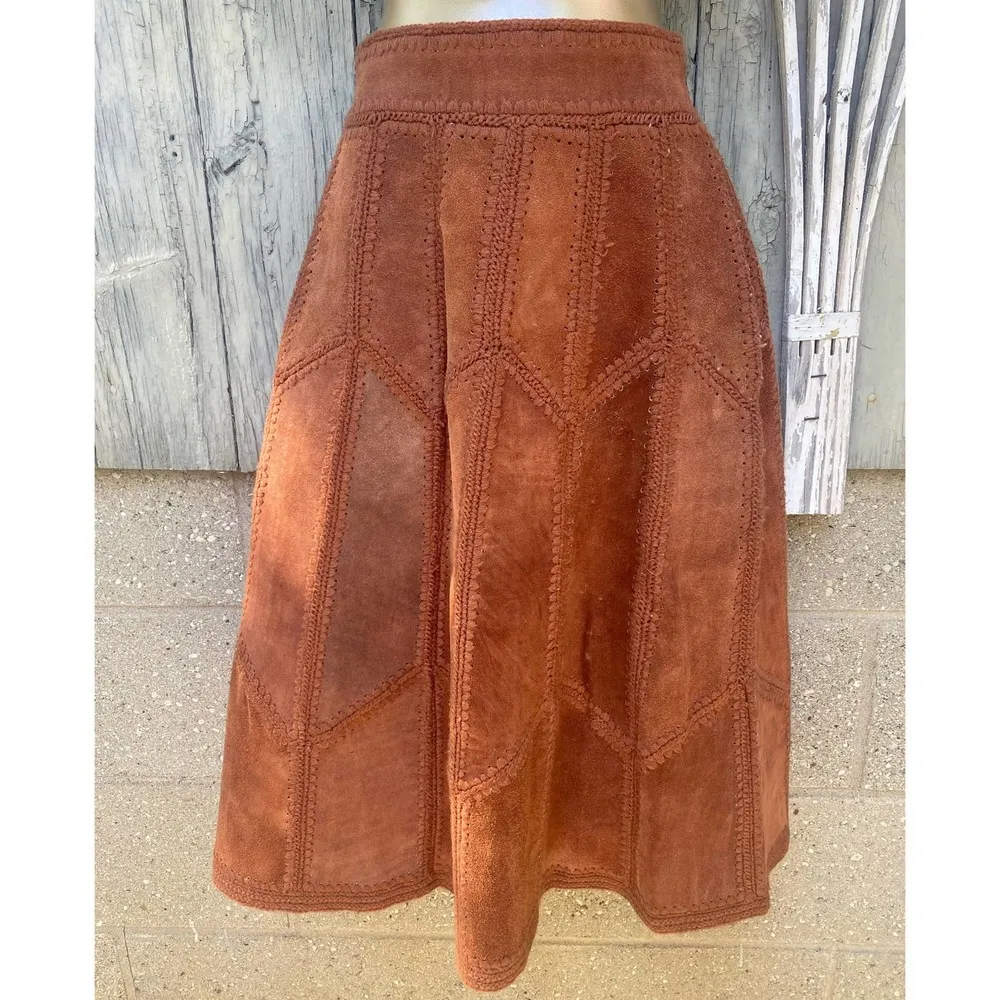 30" Waist, Size M//Vintage 70s Brown Suede and Crochet Vest Skirt Western Set Size M - Image 3