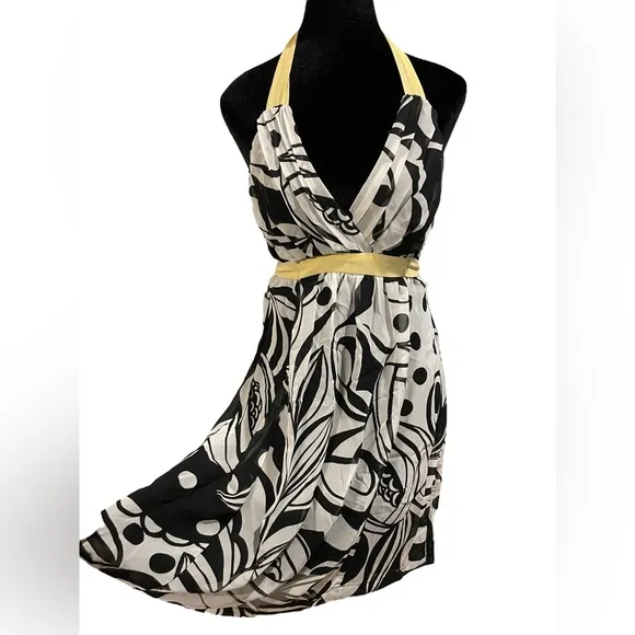 NEW Charlotte Russe Y2K Black White Abstract Eclectic Floral Ruched Halter Dress - Image 2