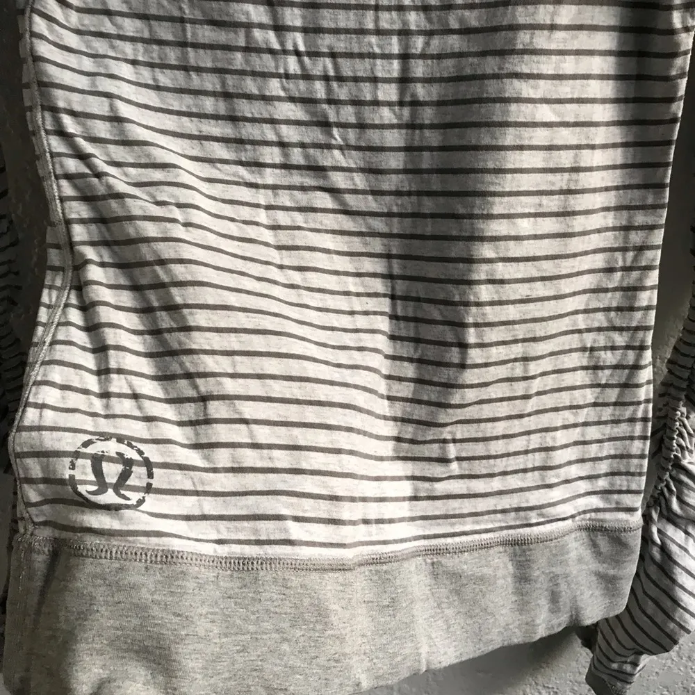 Lululemon  jacket - Image 6