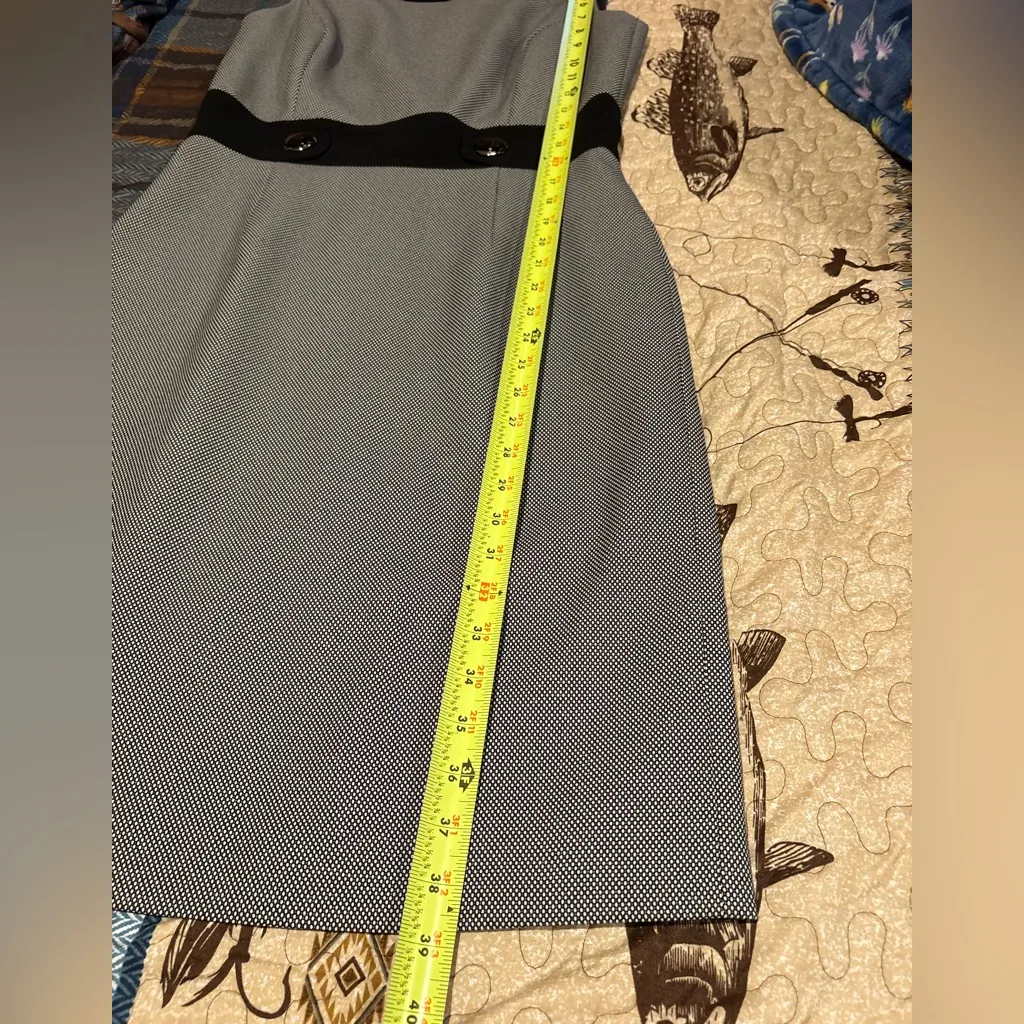 Tahari Arthur S. Levine women’s black and white sleeveless sheath dress size 4 - Image 13