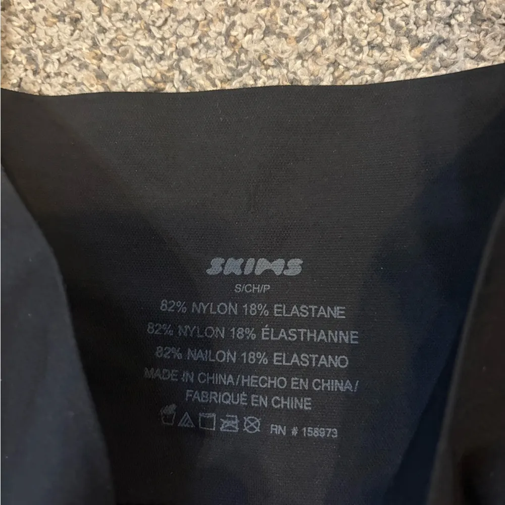 Skims Seamless Sculpt Leggings - Image 2