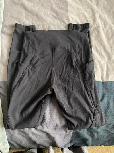 Lululemon Wunder Under Leggings - Image 2